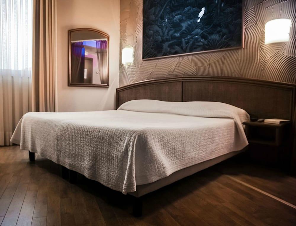 Welcome Hotel Legnano Esterno foto