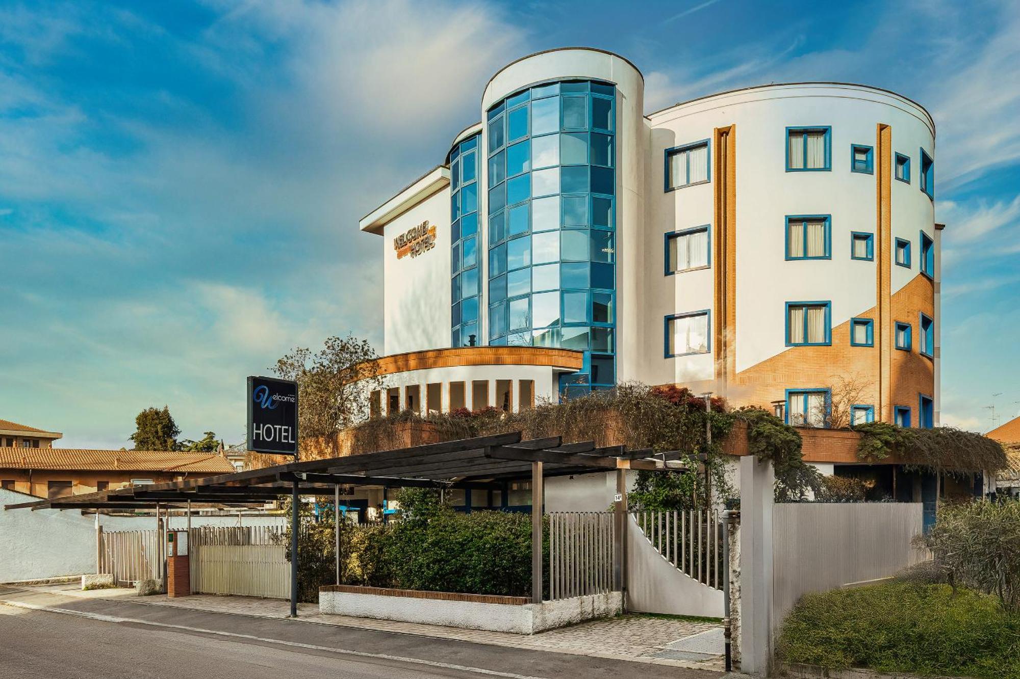 Welcome Hotel Legnano Esterno foto