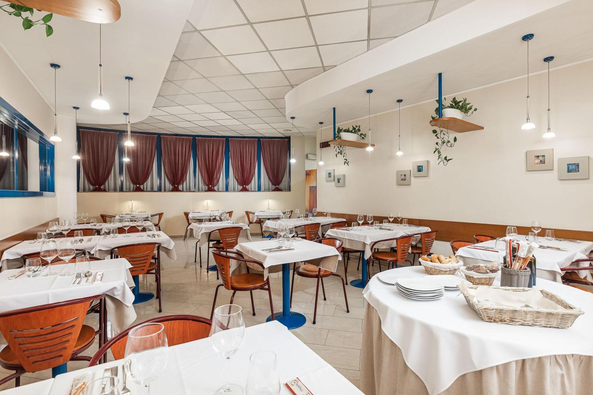 Welcome Hotel Legnano Esterno foto